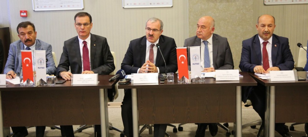 Vali Toraman: Etiketle itibar olmaz