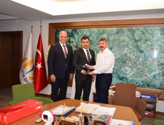 ZAFER HAVALİMANI YETKİLİLERİ’NDEN, BAŞKAN AKÇADURAK’A ZİYARET