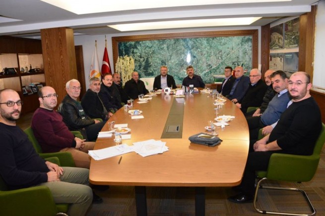 BAŞKAN AKÇADURAK, MAHALLE MUHTARLARIYLA BİR ARAYA GELDİ