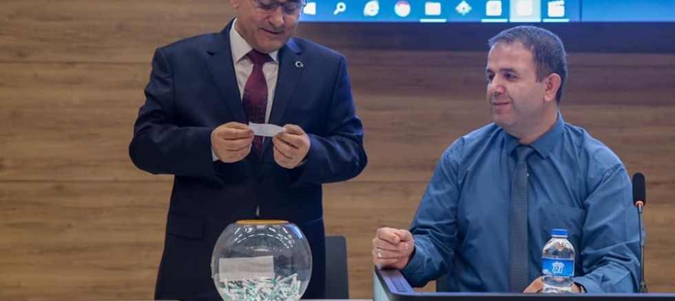 Başkan Alim Işık: “Yeni binalarınızda sağlık ve huzur içerisinde oturun”