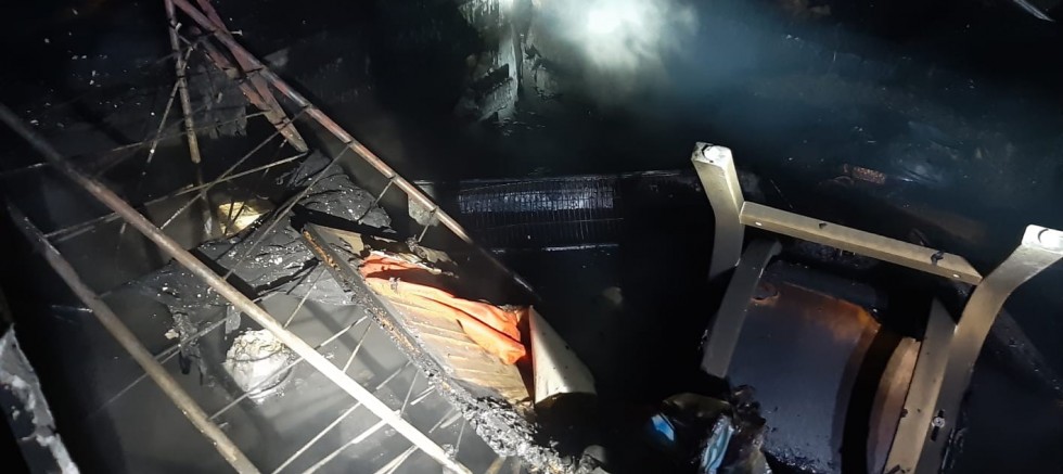 Gediz’de elektrikli ısıtıcı daireyi kül etti