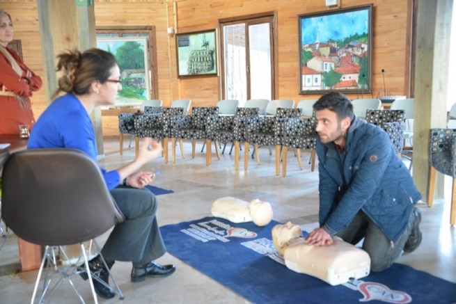 Gediz Belediyesi personeline ilk yardım eğitimi