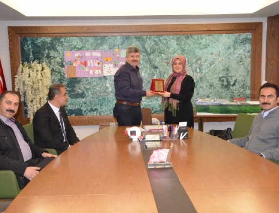 KURTULUŞ İLKOKULU’NDAN, BAŞKAN AKÇADURAK’A ZİYARET