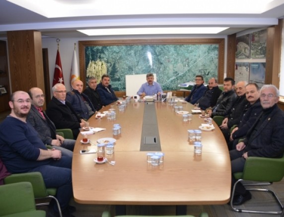 BAŞKAN AKÇADURAK, MUHTARLARLA BİR ARAYA GELDİ