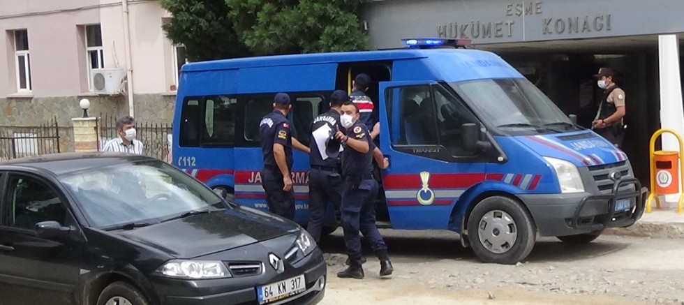Annesi ile birlikte polis ve bekçileri yaralayan zanlı tutuklandı