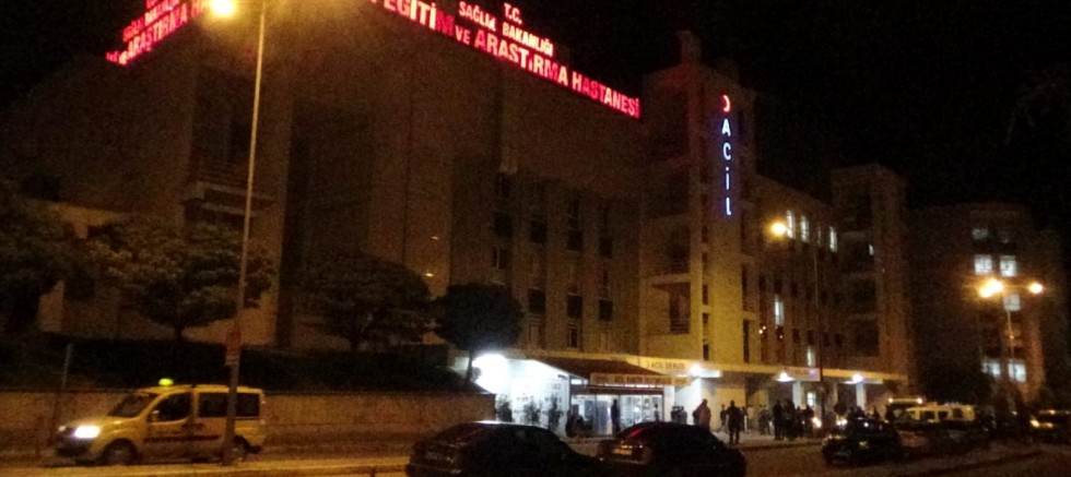 Korona virüslü hasta hemşireye saldırdıktan sonra 3. kattan düşerek öldü