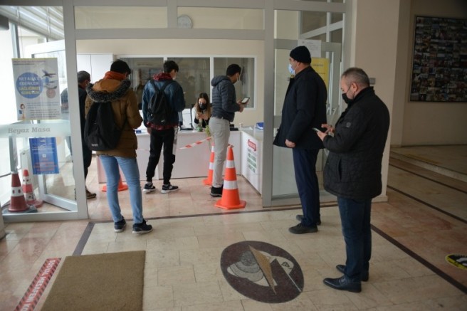 Gediz’de resmi kurumlara girişlerde HES kodu uygulamasına