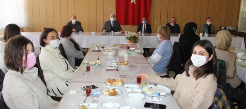 Başkan Yılmaz: “Kadına şiddeti sonuna kadar kınıyoruz”