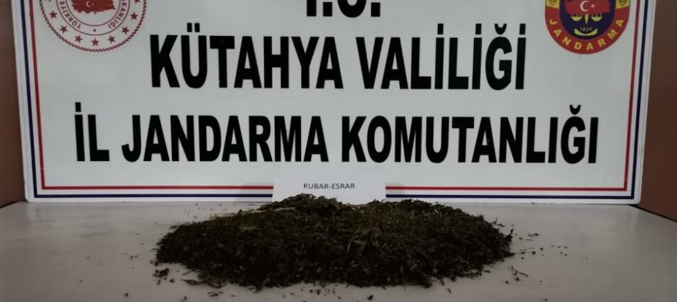 Gediz’de jandarmadan uyuşturucu operasyonu
