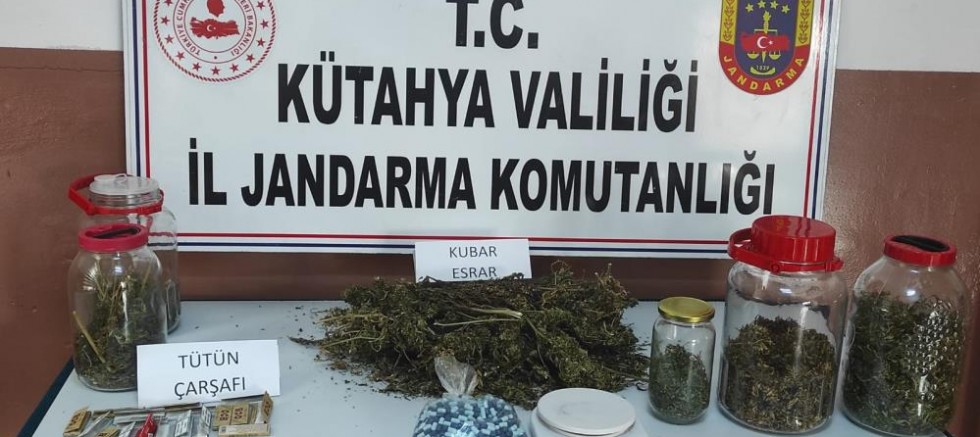 Gediz’de jandarmadan uyuşturucu operasyonu