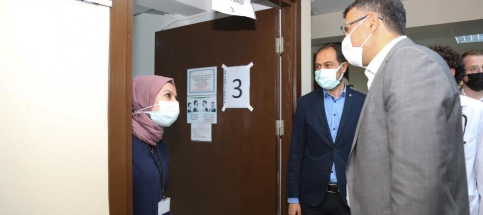 Vali Ali Çelik: “Kütahya il genelinde 338 bin 902 doz aşı uygulandı”