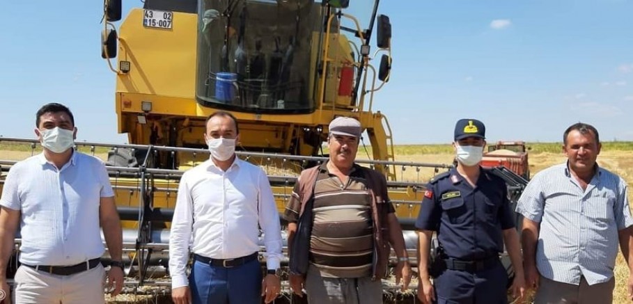 Kaymakam Pelvan: ”Çiftçilerimiz dane kaybı gördüklerinde yetkililere bildirmelidir”