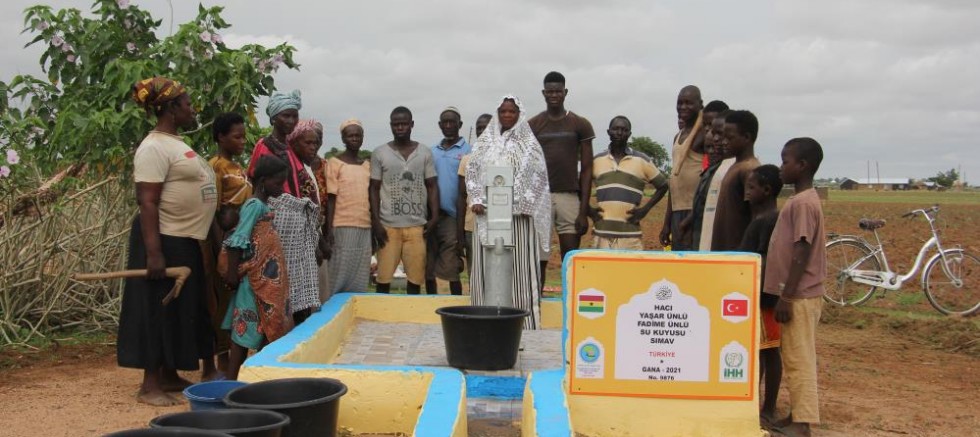Hayırsever vatandaştan Gana’ya su kuyusu hayrı