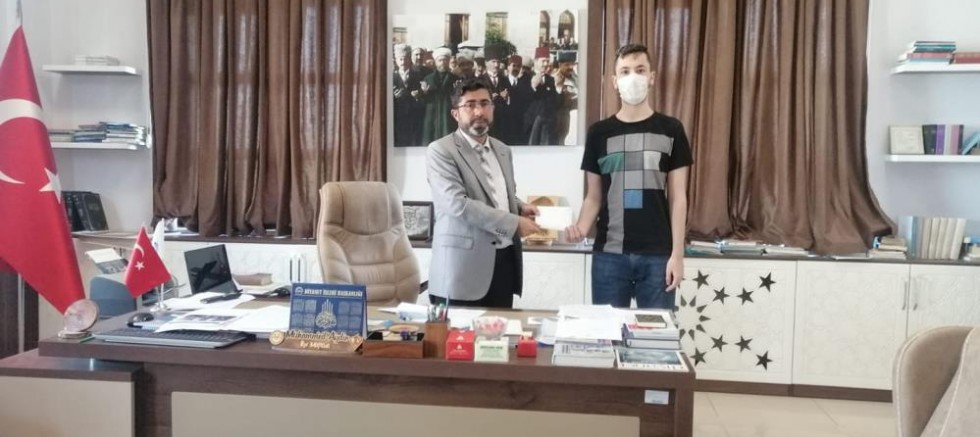 İmam Hatipli öğrencinin Tıp Fakültesi sevinci