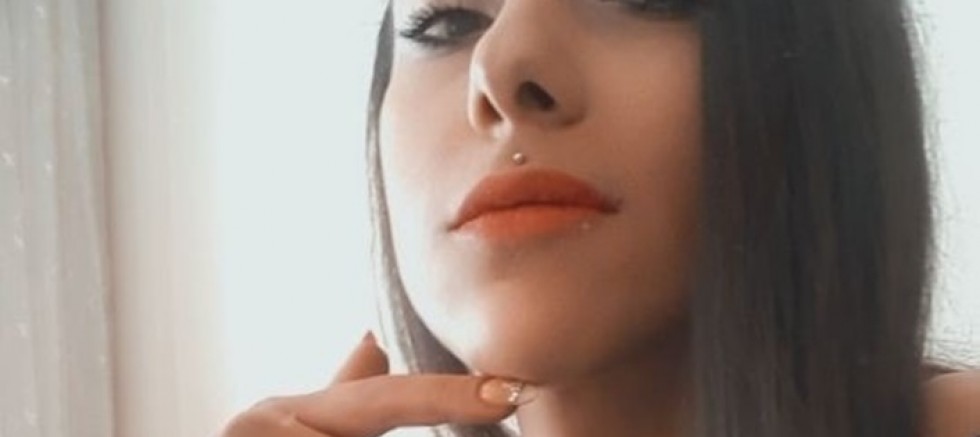 UŞAKLI GÜZELLİK UZMANI GENÇ KADIN ANTAL’YA DA ARKADAŞININ EVİNDE ÖLÜ BULUNDU