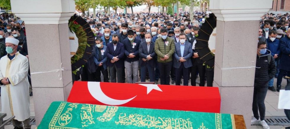 Kazada hayatını kaybeden emekli emniyet müdürü son yolculuğuna uğurlandı