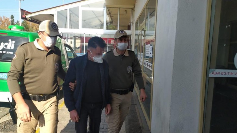 Sokak köpeğini öldürüp serbest kalan doktor, hastasına tecavüz iddiasıyla tutuklandı