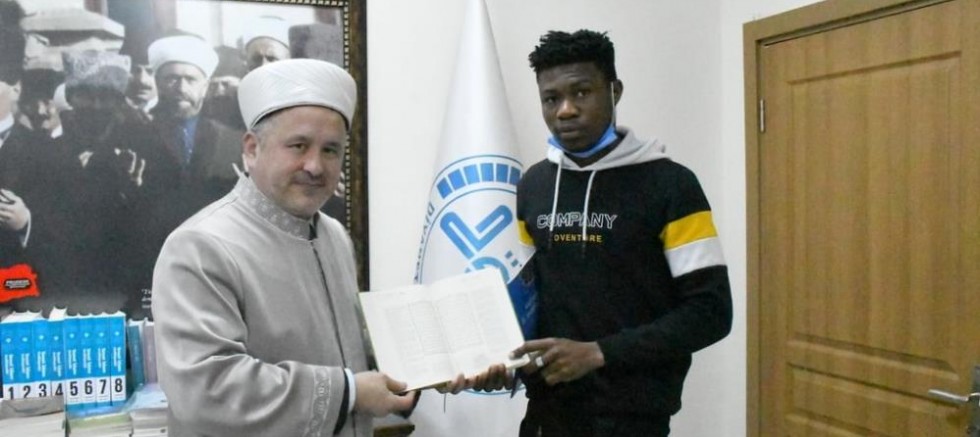 Fildişi Sahili uyruklu genç Kütahya’da Müslüman oldu