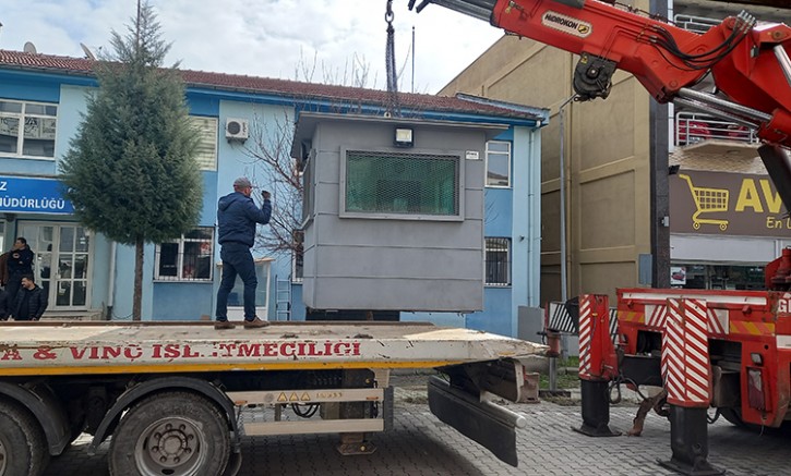 GEDİZ İLÇE EMNİYET MÜDÜRLÜĞÜ TAŞINIYOR