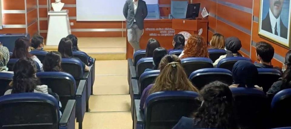 Kütahya Evliya Çelebi Hastanesi’nde 48 sağlık çalışanı göreve başladı