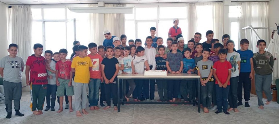 Gediz 15 Temmuz Şehitler Yatılı Erkek Hafızlık Kur’an Kursumuzda bir öğrenci daha hafız oldu