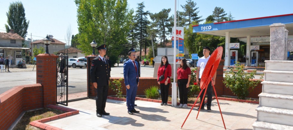 GEDİZ’DE 30 AĞUSTOS ZAFER BAYRAMI TÖRENLE KUTLANDI