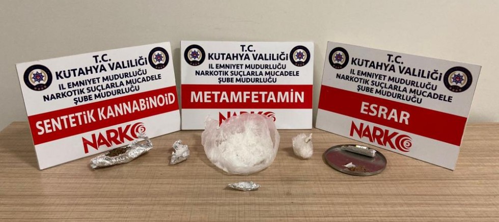Kütahya’da ‘uyuşturucu madde ticareti yaptığı’ iddia edilen bir kişi yakalandı