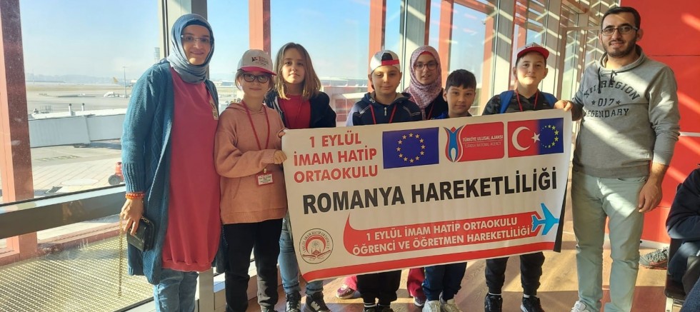 Gediz 1 Eylül İmam Hatip Ortaokulu Romanya’ya gitti