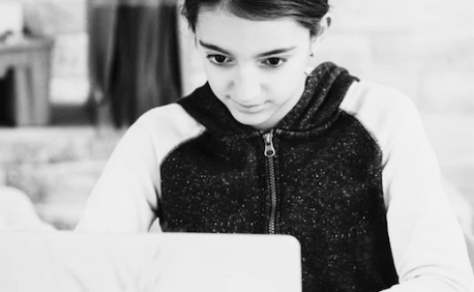 DEZENFORMASYONLA MÜCADELE YASASI ÇOCUKLARI NASIL KORUYOR?