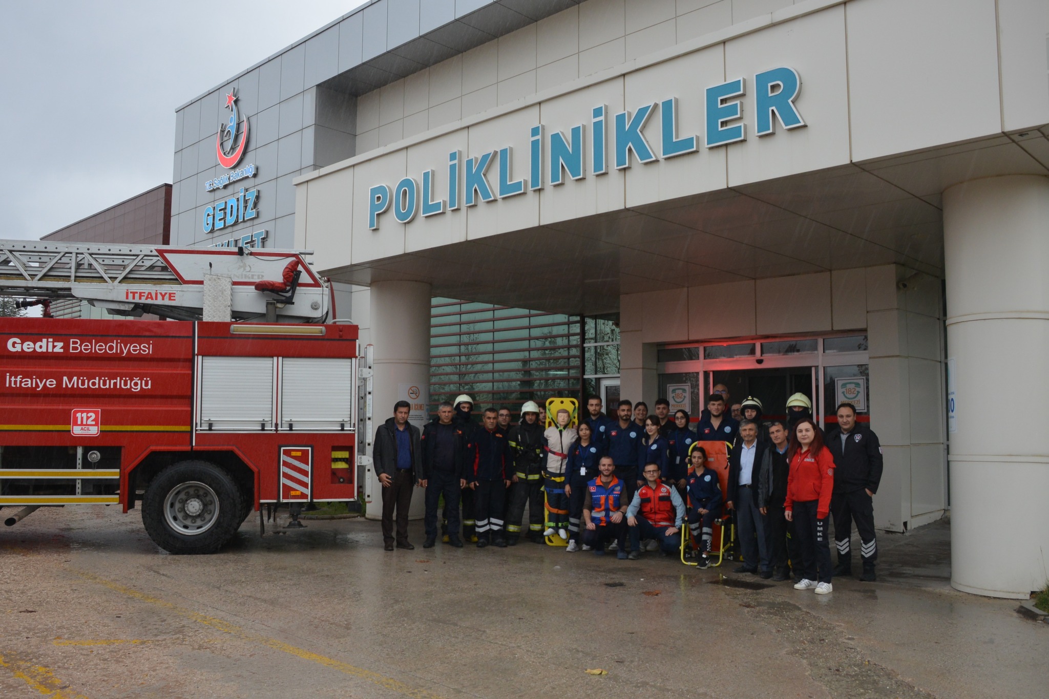 GEDİZ DEVLET HASTANESİNDE HAP(Hastane Afet Planı)TATBİKATI GERÇEKLEŞTİ