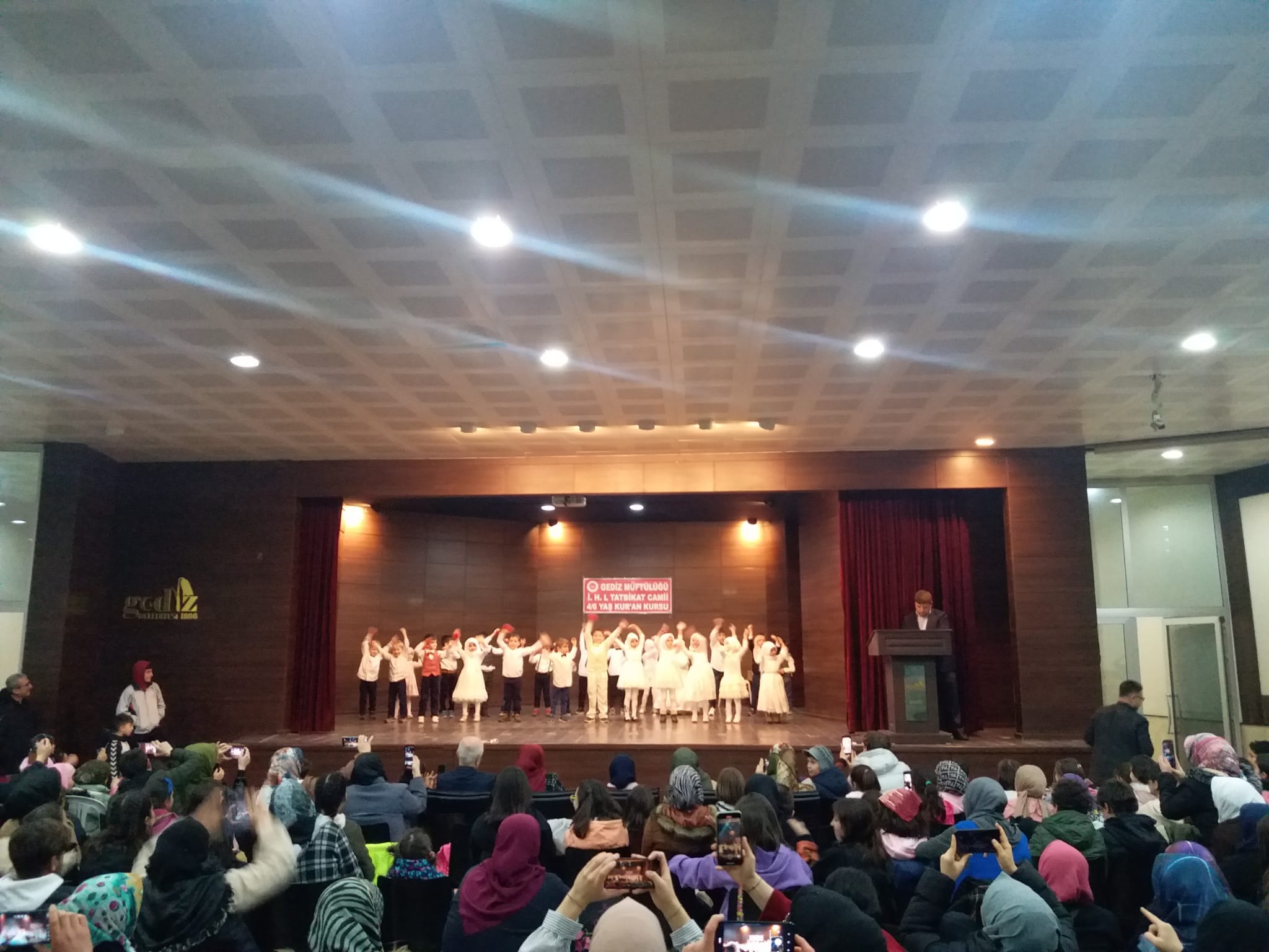 GEDİZ’DE GENÇLİK BULUŞMASI