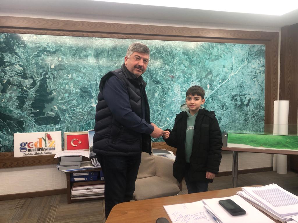 Küçük Öğrenciden Anlamlı Davranış