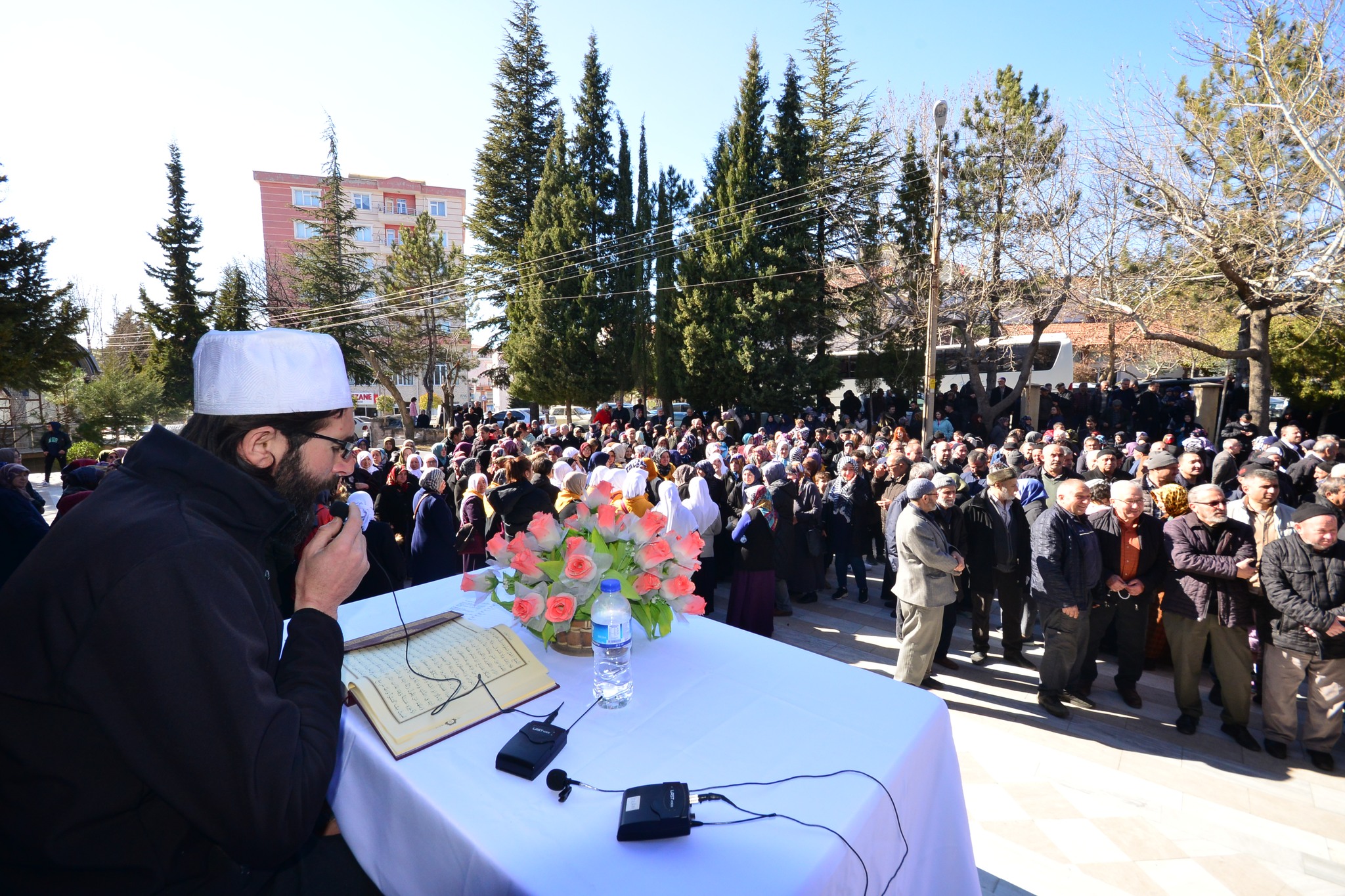 Gediz’den Umreye Gidecekler Dualarla Uğurlandı