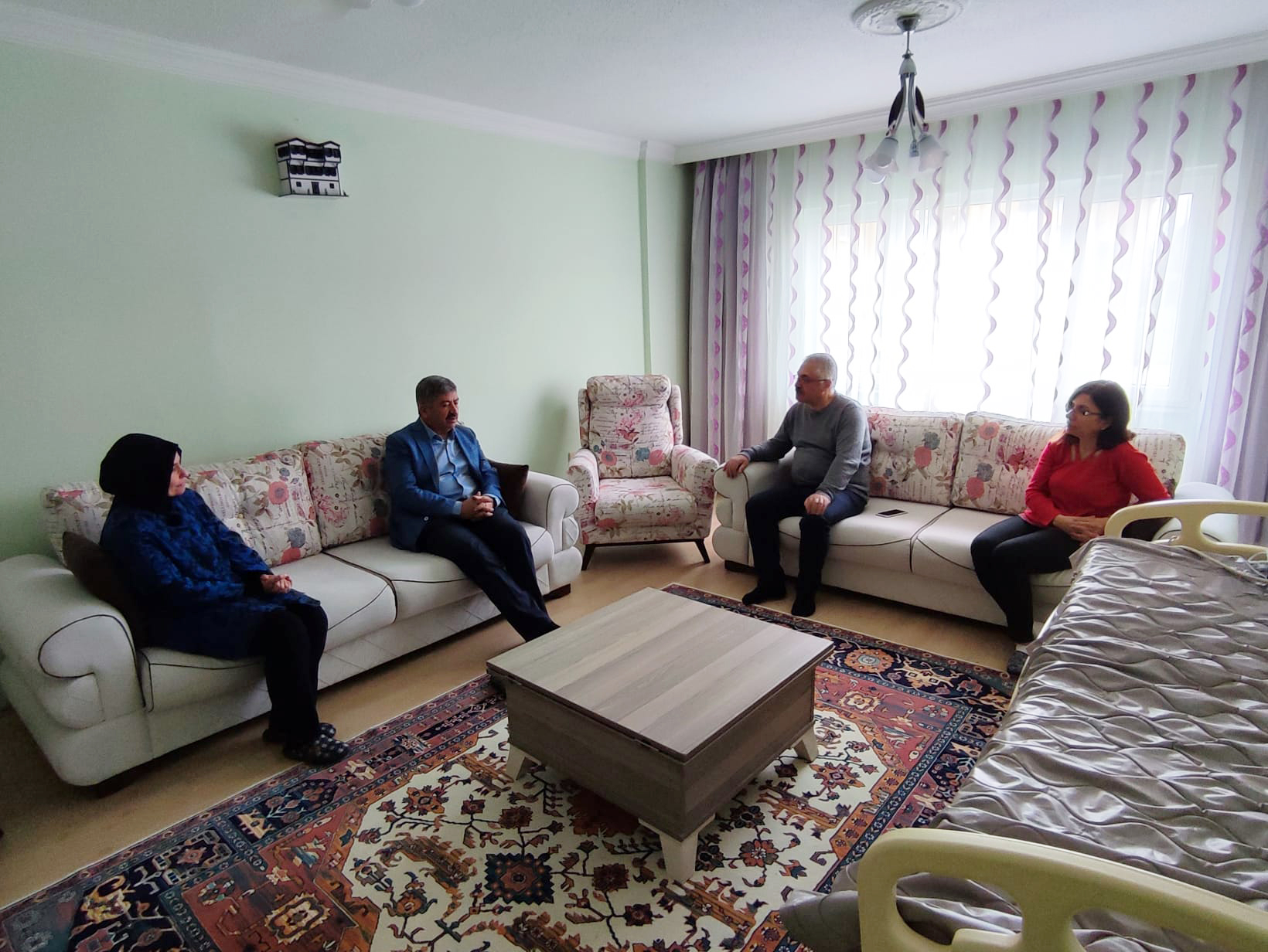 Gediz depreminin yıldönümünde Kahramanmaraş depremzedelerini ziyaret