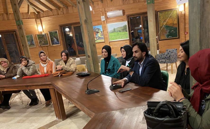 GEDİZ’DE “KADINLARLA BÜYÜK TÜRKİYE YOLUNDA” PROGRAMI DÜZENLENDİ