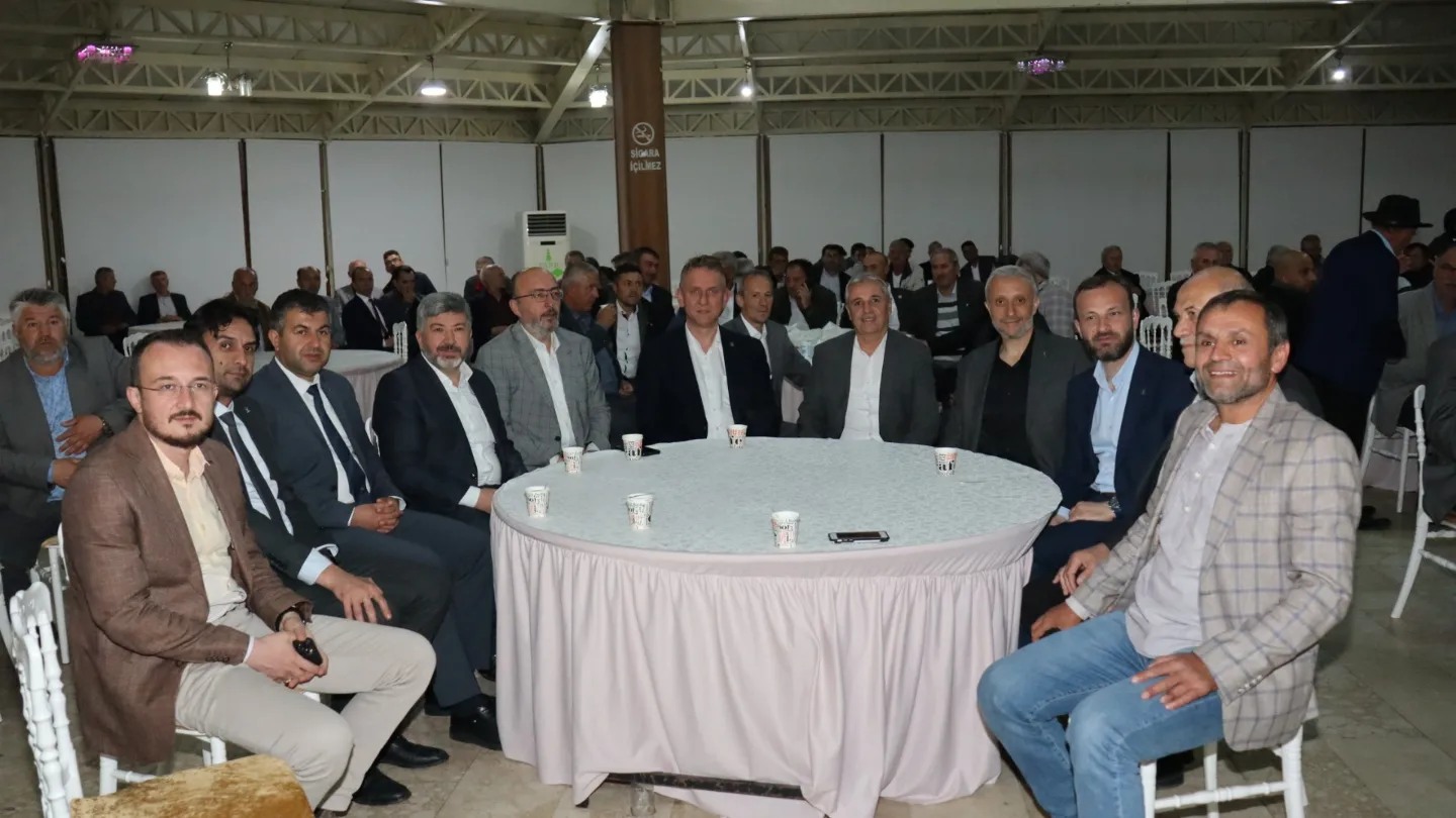 AK PARTİ KÜTAHYA MİLLETVEKİLLERİ 6 İLÇENİN MUHTARLARI İLE GEDİZ’DE BULUŞTU