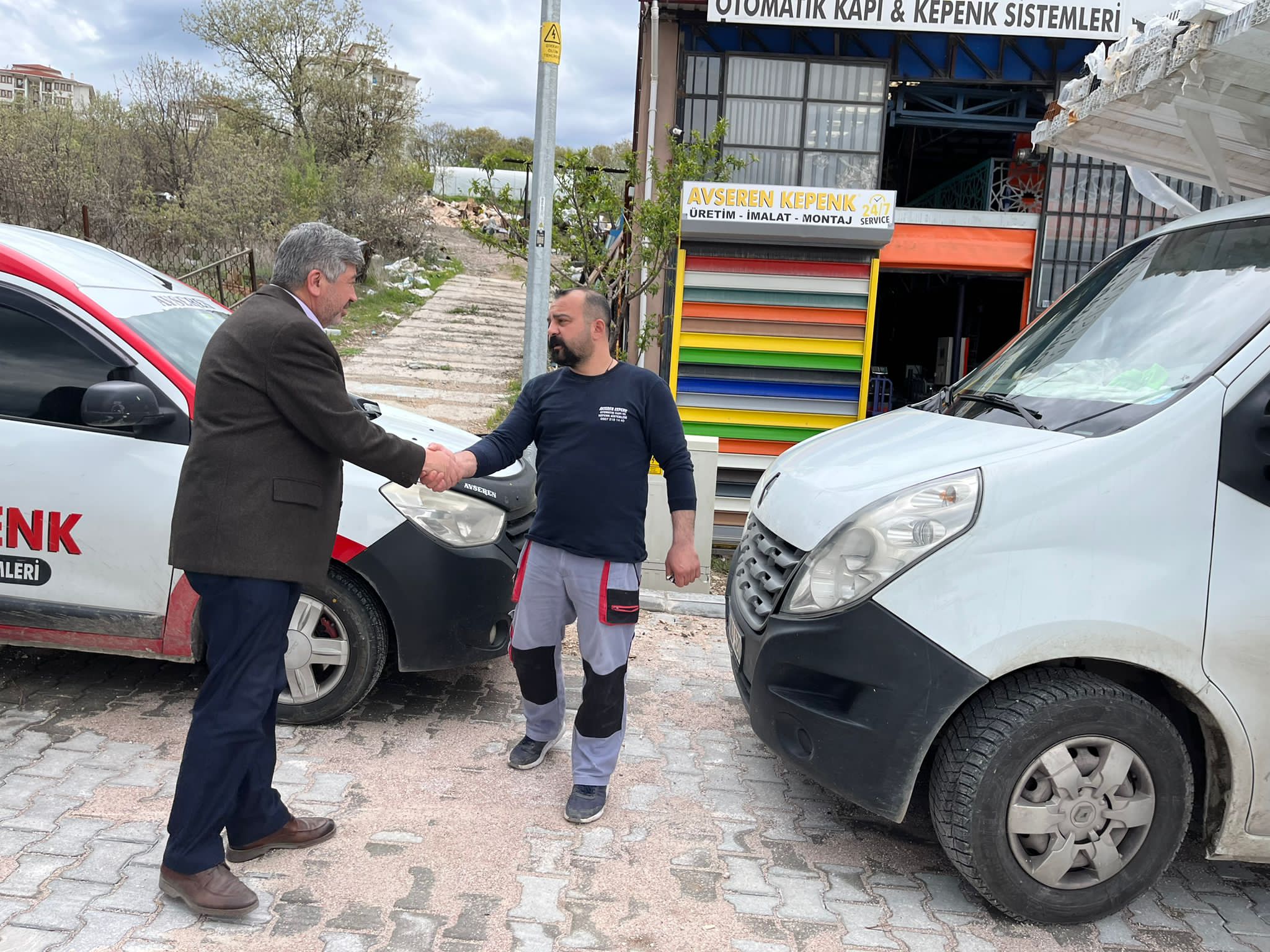 BAŞKAN AKÇADURAK’TAN, SANAYİ ESNAFINA ZİYARET