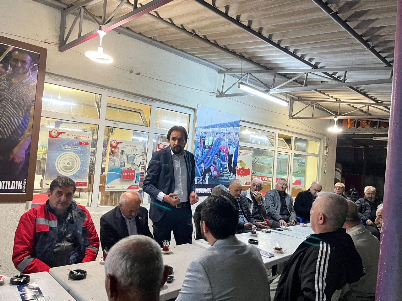 BAŞKAN AKÇADURAK ve BAŞKAN ERKAN, MAHALLE ZİYARETLERİNE DEVAM EDİYOR