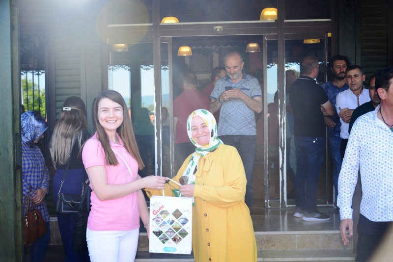 BELEDİYE PERSONELİ İLE TOPLU BAYRAMLAŞMA