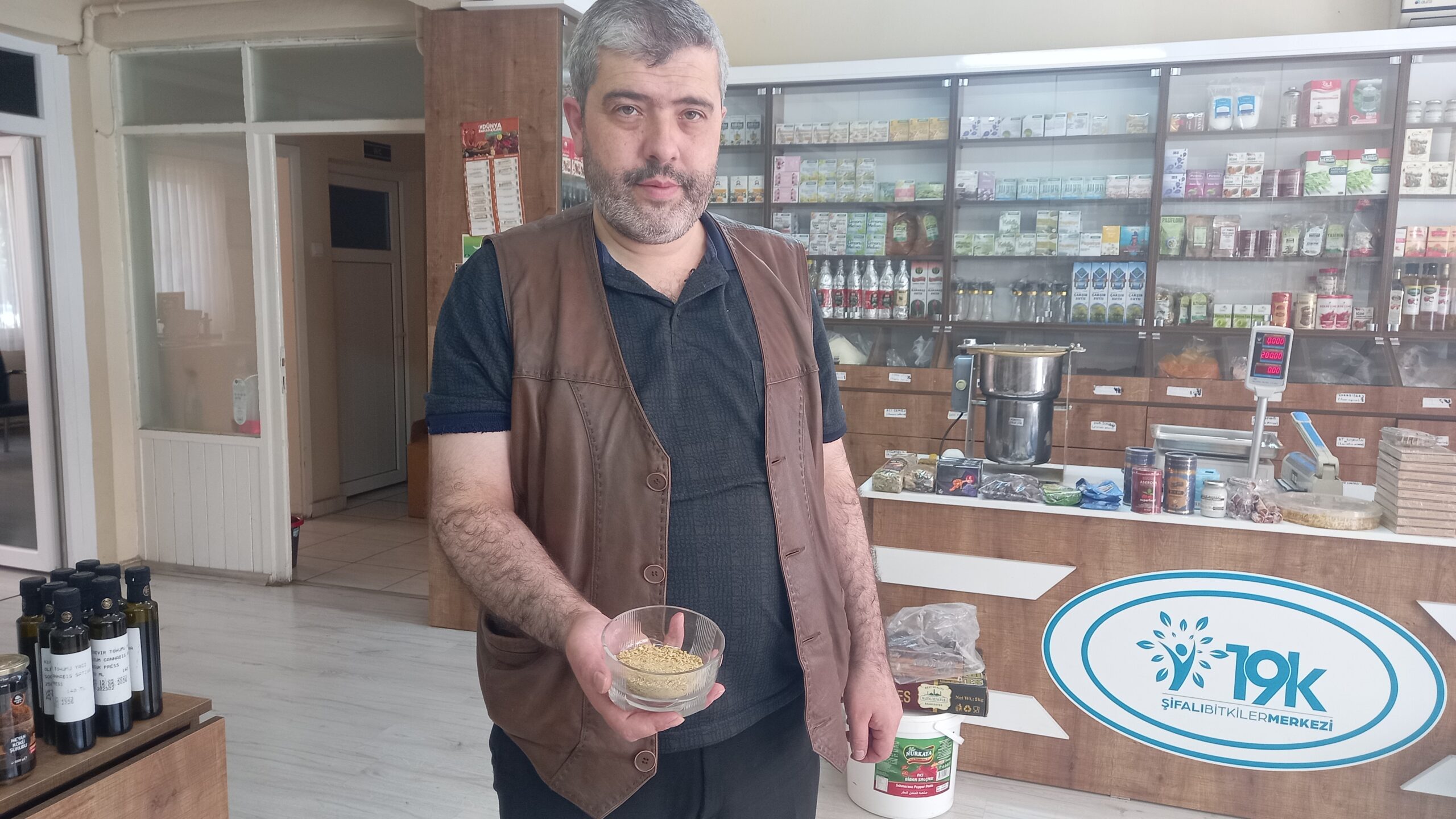 MURAT DAĞI’NDA YETİŞEN MÜHRÜ SÜLEYMAN OTU BİR ÇOK DERDE DEVA