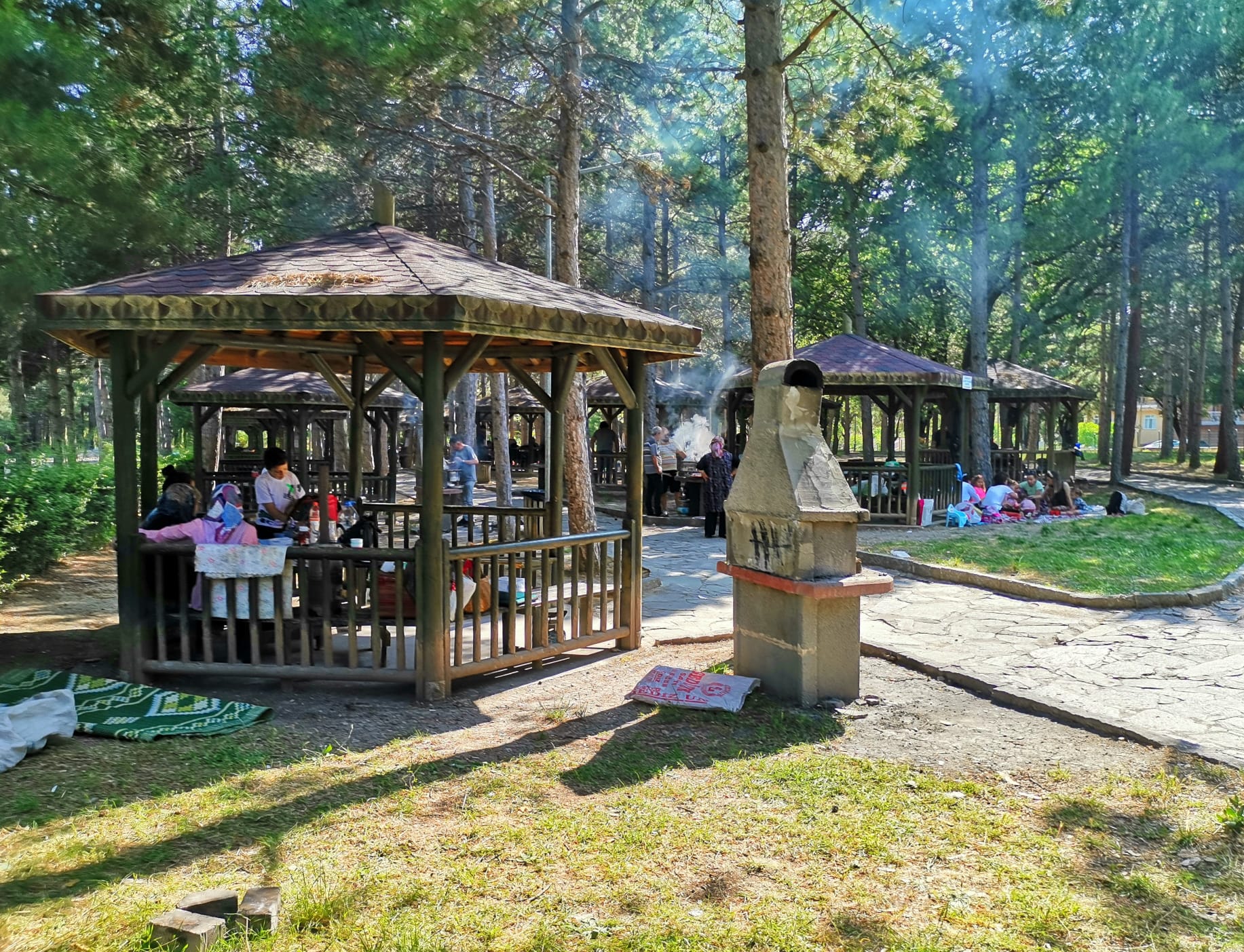 GEDİZLİLER KURBAN BAYRAMI TATİLİNİN SON GÜNÜNDE YAŞAM PARKA AKIN ETTİ