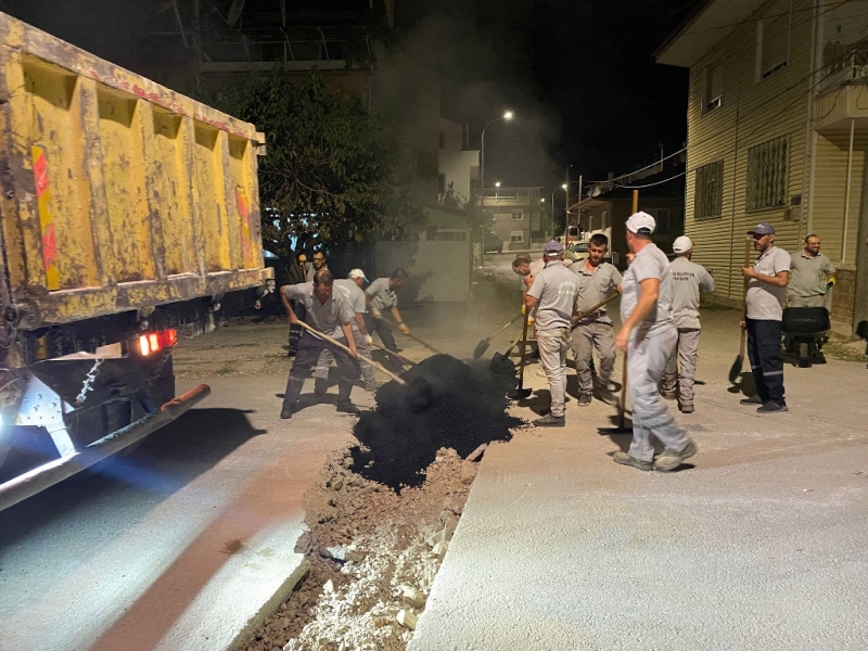 GEDİZ BELEDİYESİ’DEN GECE MESAİSİ