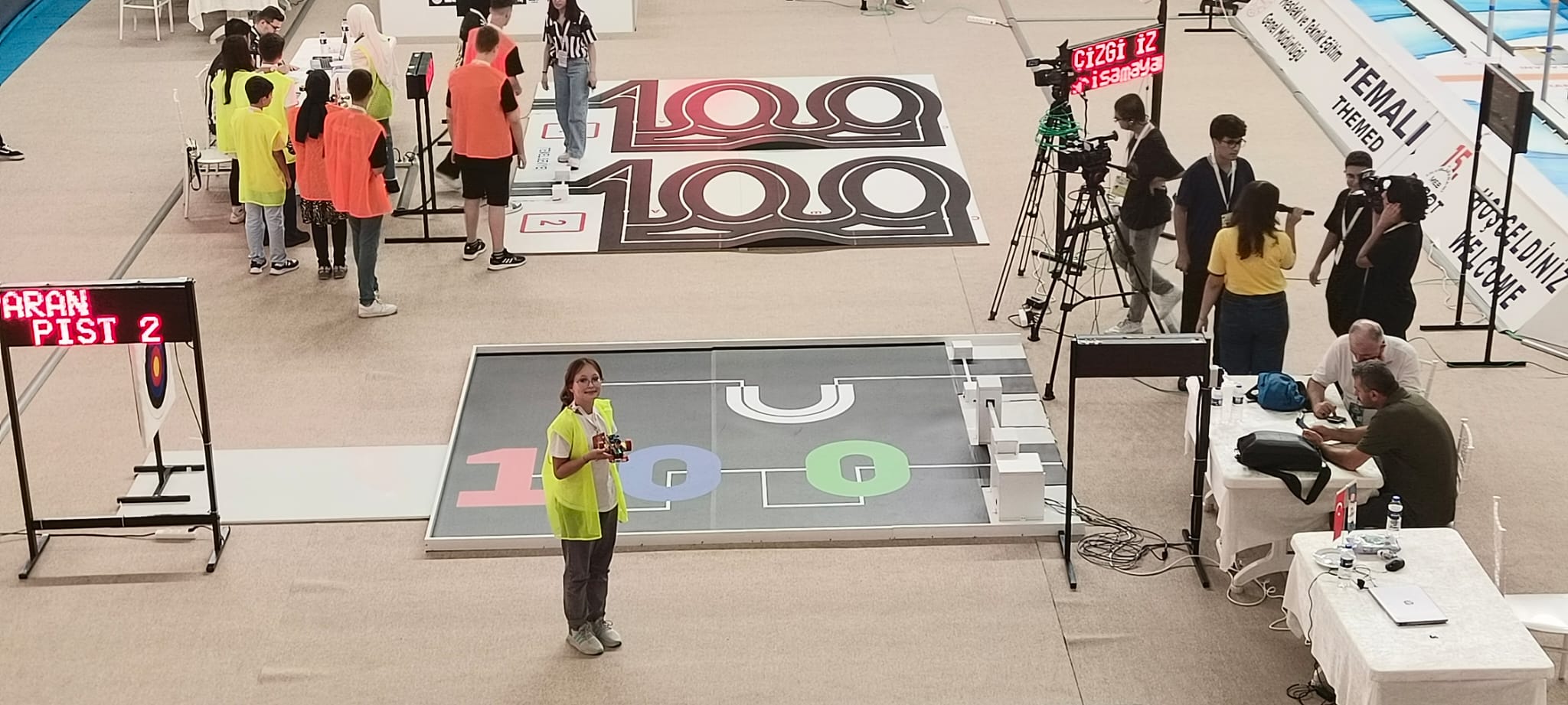 1EYLÜL İMAM HATİP ORTAOKULU 15.MEB ROBOT YARIŞMASINA KATILMANIN GURURUNU YAŞADI