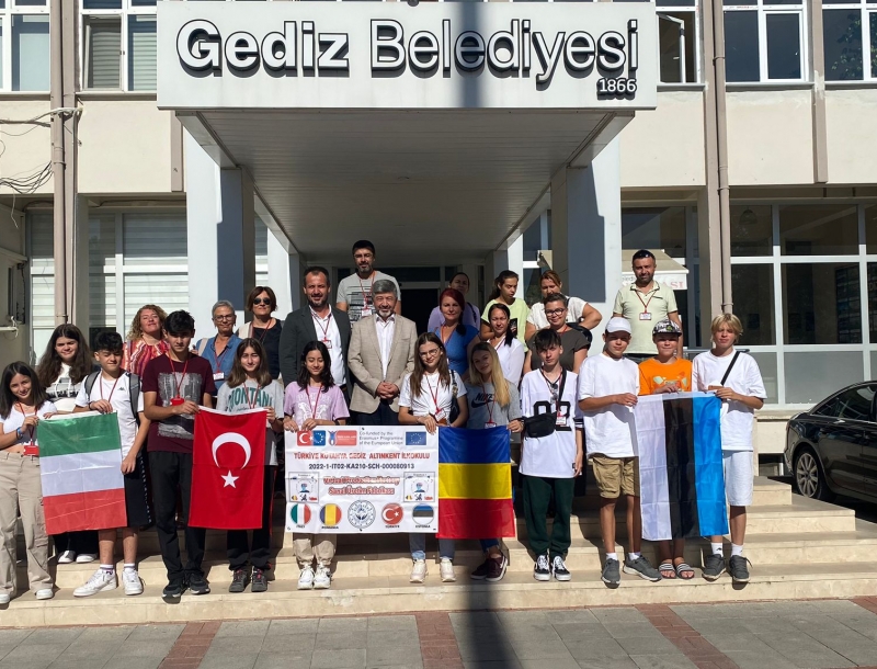 ERASMUS ÖĞRENCİLERİNDEN, BAŞKAN AKÇADURAK’A ZİYARET