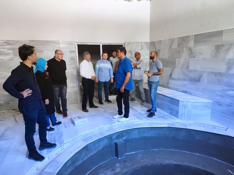 GEDİZ ILICA TERMAL TATİL KÖYÜN’DE ÖZEL BANYOLAR İNŞAATI YÜKSELİYOR