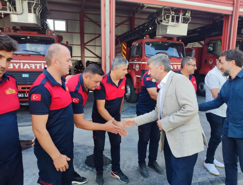 BAŞKAN AKÇADURAK’TAN, İTFAİYE MÜDÜRLÜĞÜ’NE ZİYARET
