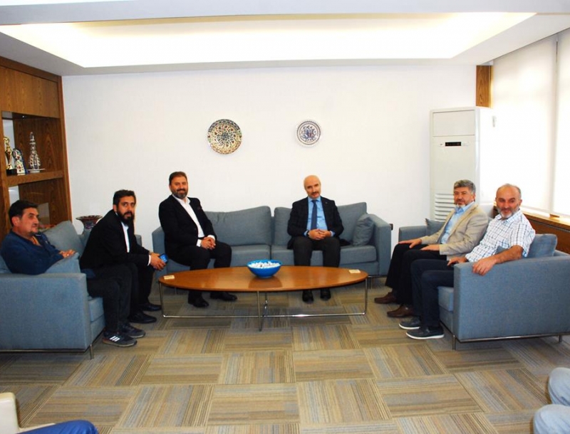 DÜNYACA ÜNLÜ HAFIZLARDAN BAŞKAN AKÇADURAK’A ZİYARET