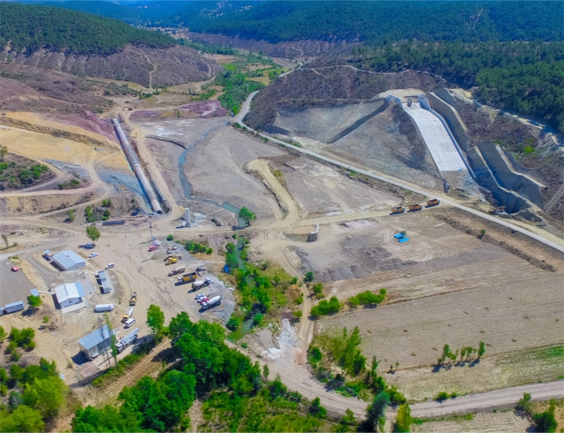 MURAT DAĞI BARAJ İNŞAATINDA ÇALIŞMALAR DEVAM EDİYOR