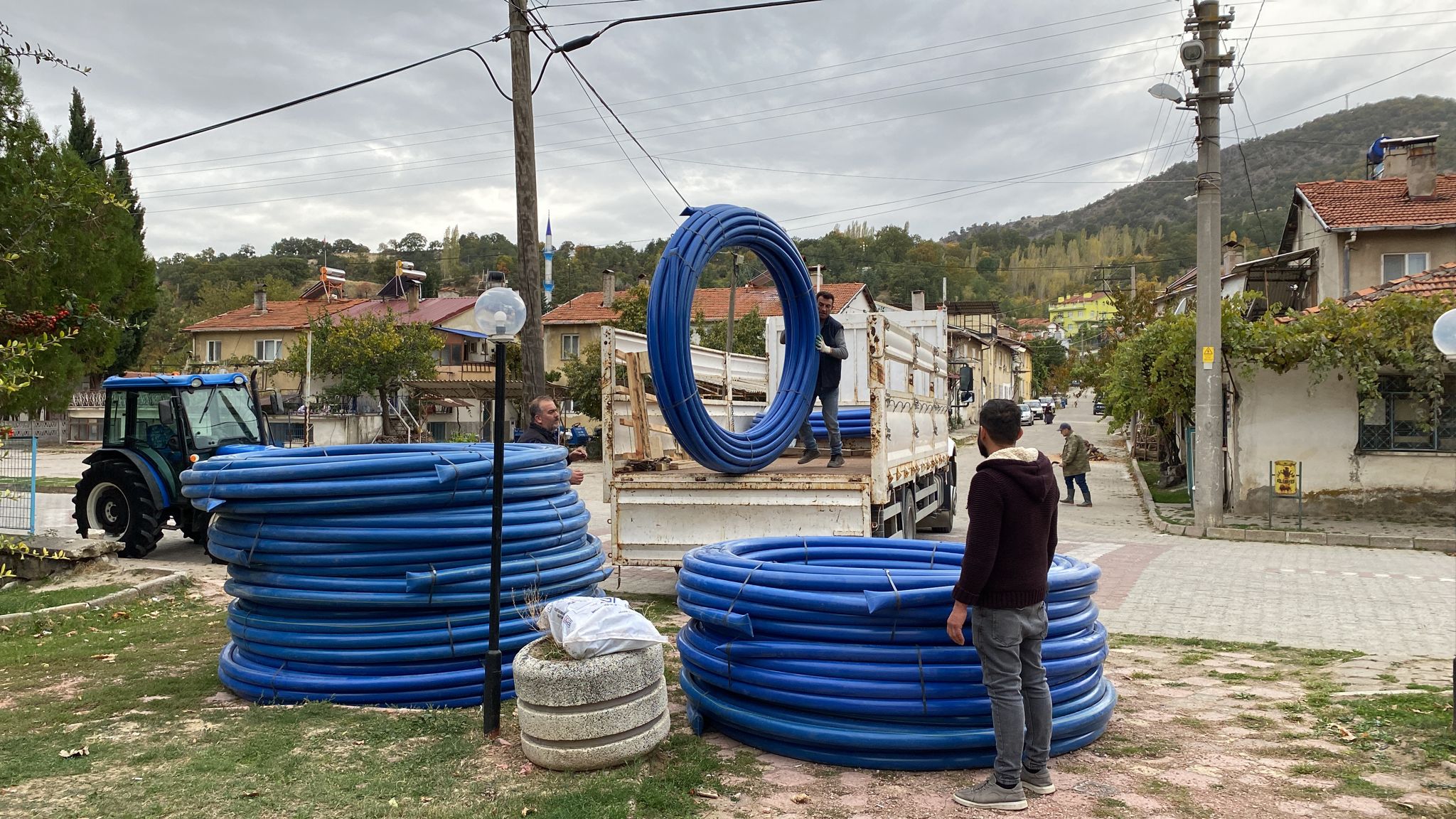 AKÇAALAN MAHALLESİNİN İÇE SUYU PROBLEMİ ÇÖZÜLDÜ