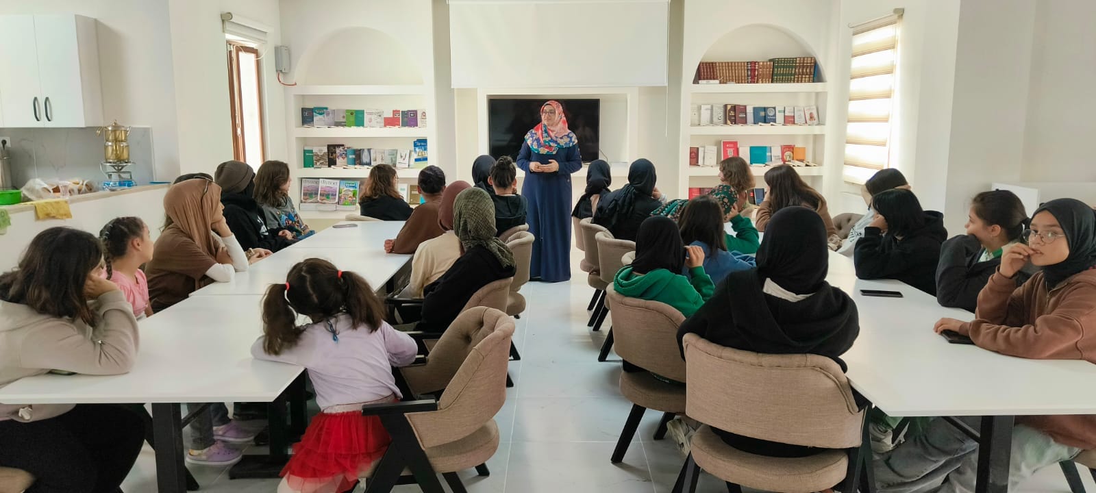 GEDİZ DİYANET GENÇLİK MERKEZİNE İLGİ HER GEÇEN GÜN ARTIYOR